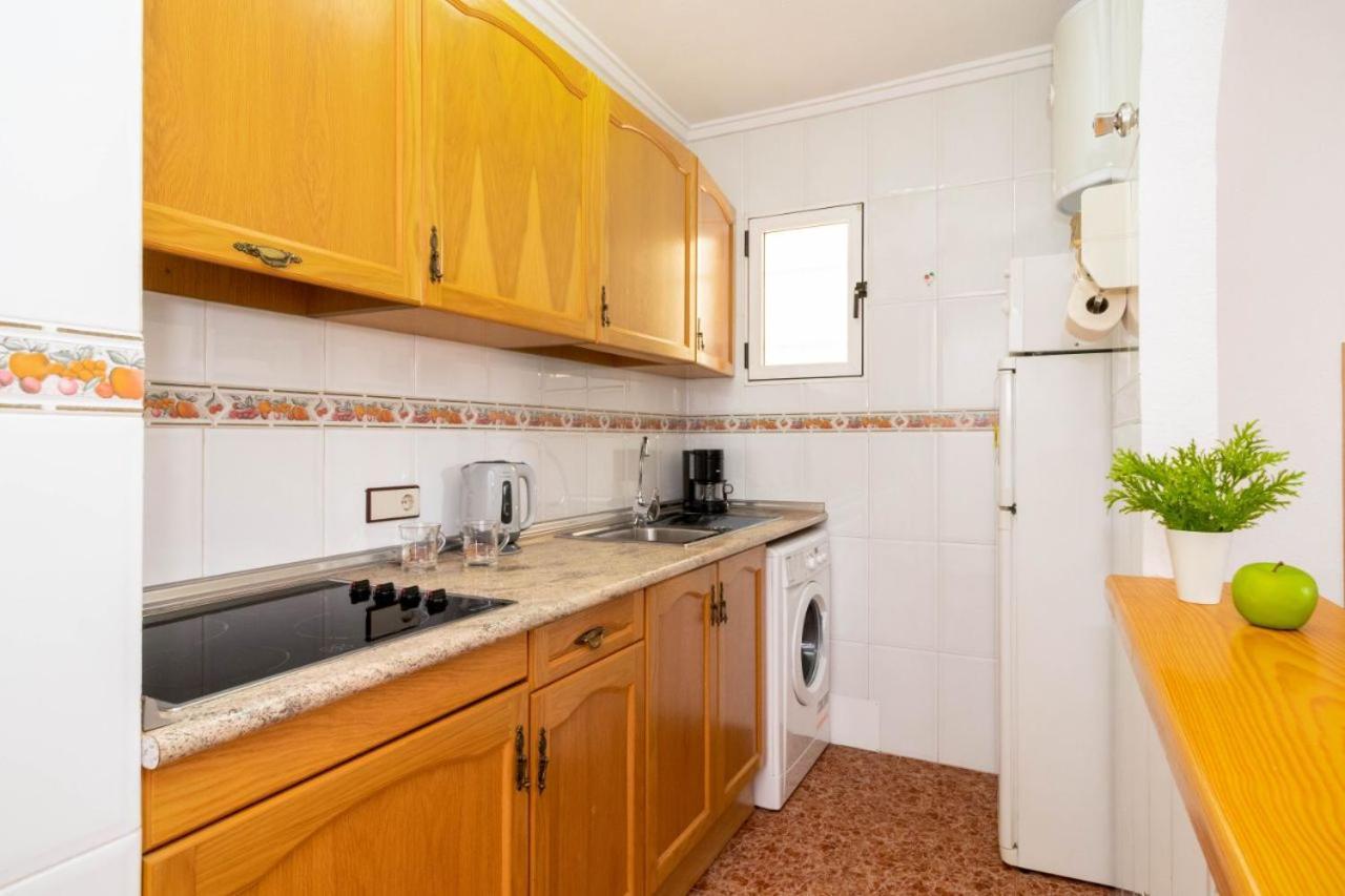 Apartamentos Villa Madrid Torrevieja Zewnętrze zdjęcie